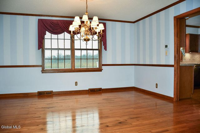 15 Delta Boulevard, Colonie, NY 12047