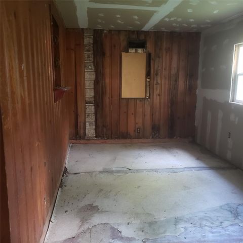 6102 Belcrest Street, Houston, TX 77033