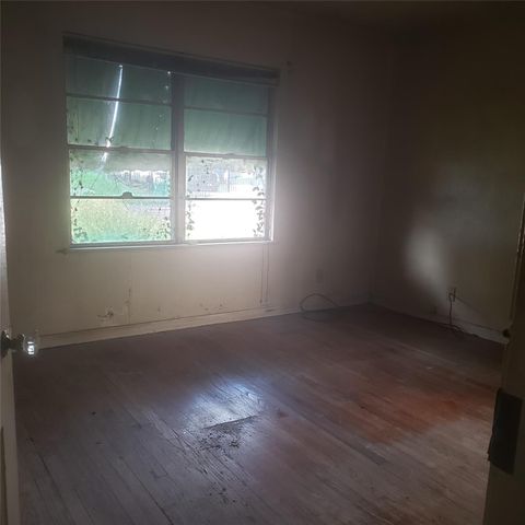 6102 Belcrest Street, Houston, TX 77033