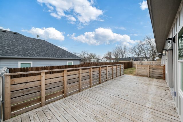 206 S Beach Street, Venus, TX 76084
