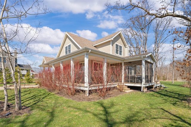 5553 Hidden Pond Lane, Sawyer, MI 49125