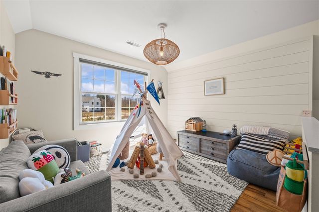 5553 Hidden Pond Lane, Sawyer, MI 49125