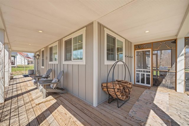 5553 Hidden Pond Lane, Sawyer, MI 49125