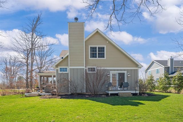 5553 Hidden Pond Lane, Sawyer, MI 49125