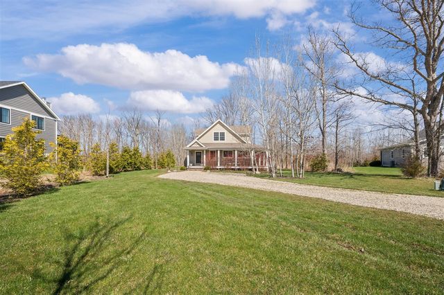 5553 Hidden Pond Lane, Sawyer, MI 49125