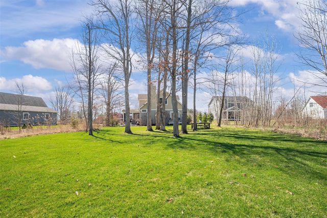 5553 Hidden Pond Lane, Sawyer, MI 49125