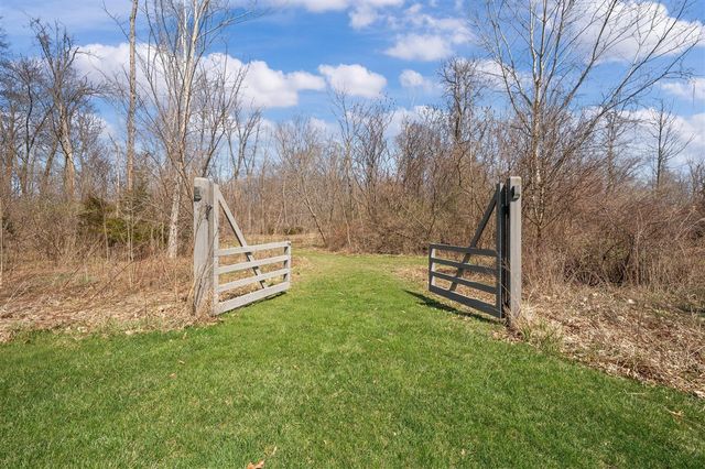 5553 Hidden Pond Lane, Sawyer, MI 49125