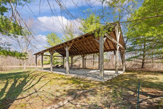 5553 Hidden Pond Lane, Sawyer, MI 49125