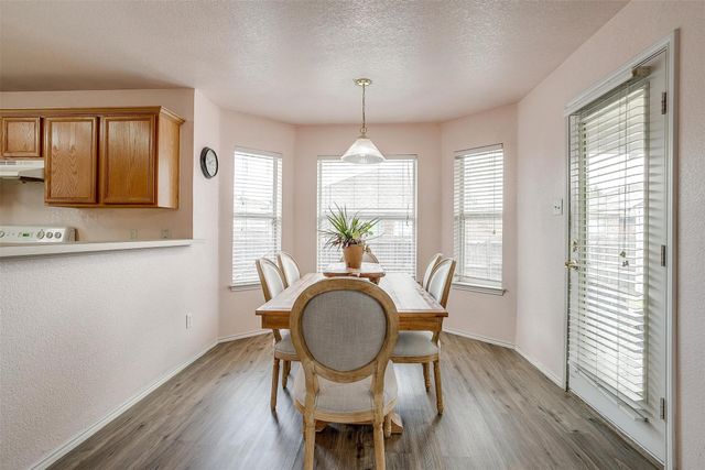 953 Mesa Vista Drive, Crowley, TX 76036