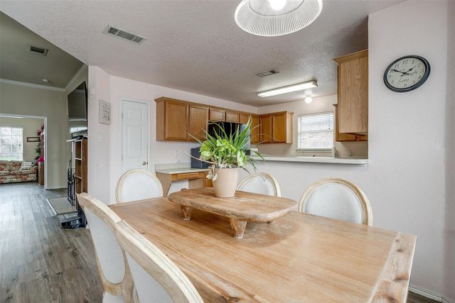 953 Mesa Vista Drive, Crowley, TX 76036