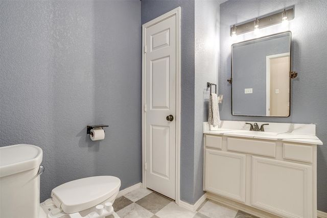 953 Mesa Vista Drive, Crowley, TX 76036