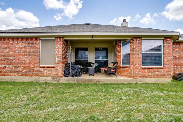 953 Mesa Vista Drive, Crowley, TX 76036