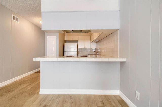 2122 Hancock DR 105, Austin, TX 78756