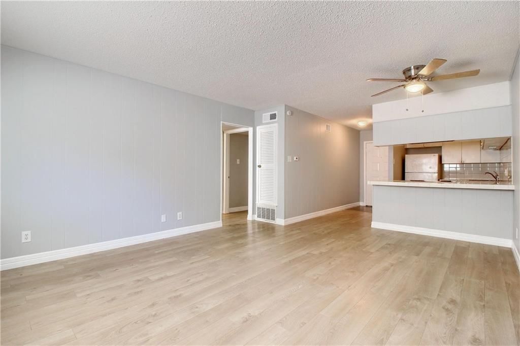 2122 Hancock DR 105, Austin, TX 78756