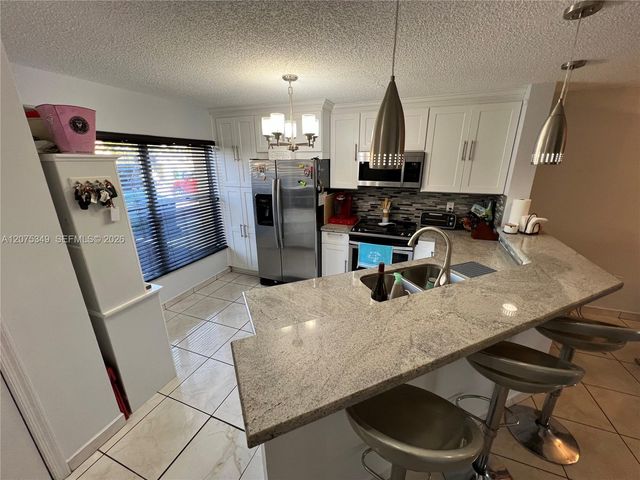 5214 NW 190th Street, Miami Gardens, FL 33055