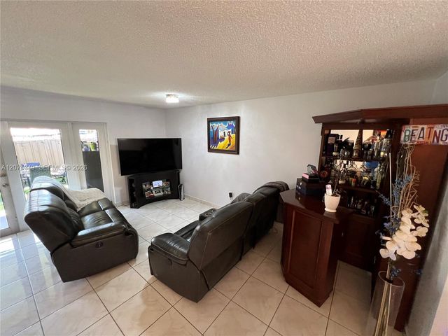5214 NW 190th Street, Miami Gardens, FL 33055