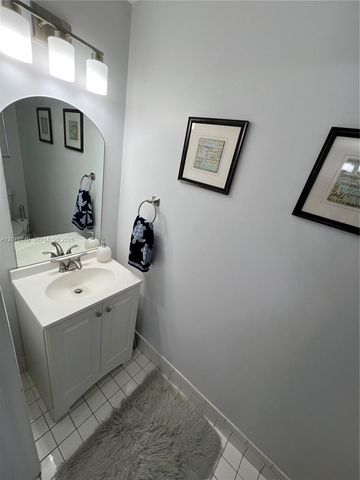 5214 NW 190th Street, Miami Gardens, FL 33055