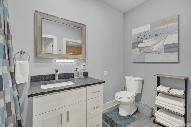 1630 Canyon Edge, Canyon Lake, TX 78133