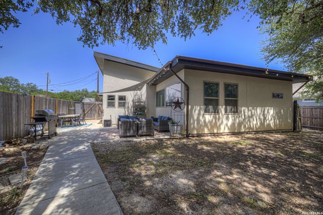 1630 Canyon Edge, Canyon Lake, TX 78133