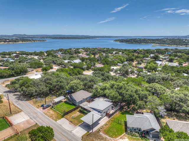 1630 Canyon Edge, Canyon Lake, TX 78133