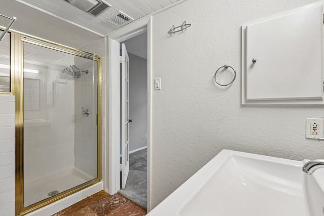 4017 Buena Vista Street 103, Dallas, TX 75204
