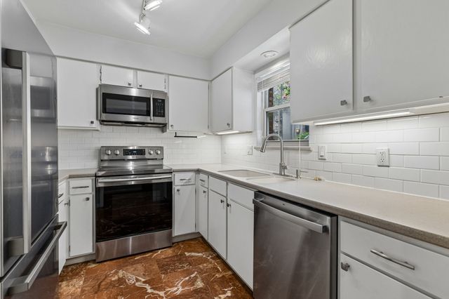 4017 Buena Vista Street 103, Dallas, TX 75204