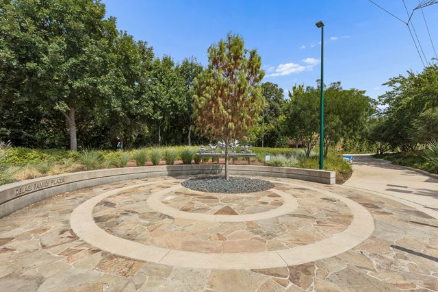 4017 Buena Vista Street 103, Dallas, TX 75204