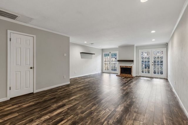 4017 Buena Vista Street 103, Dallas, TX 75204