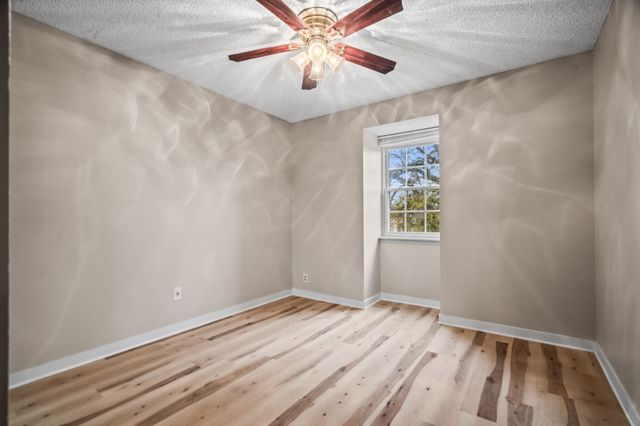 323 Forest Park Rd Apt 7-4, Madison, TN 37115