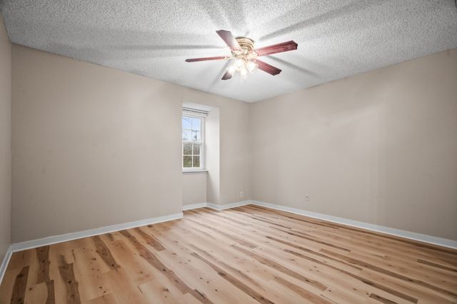 323 Forest Park Rd Apt 7-4, Madison, TN 37115