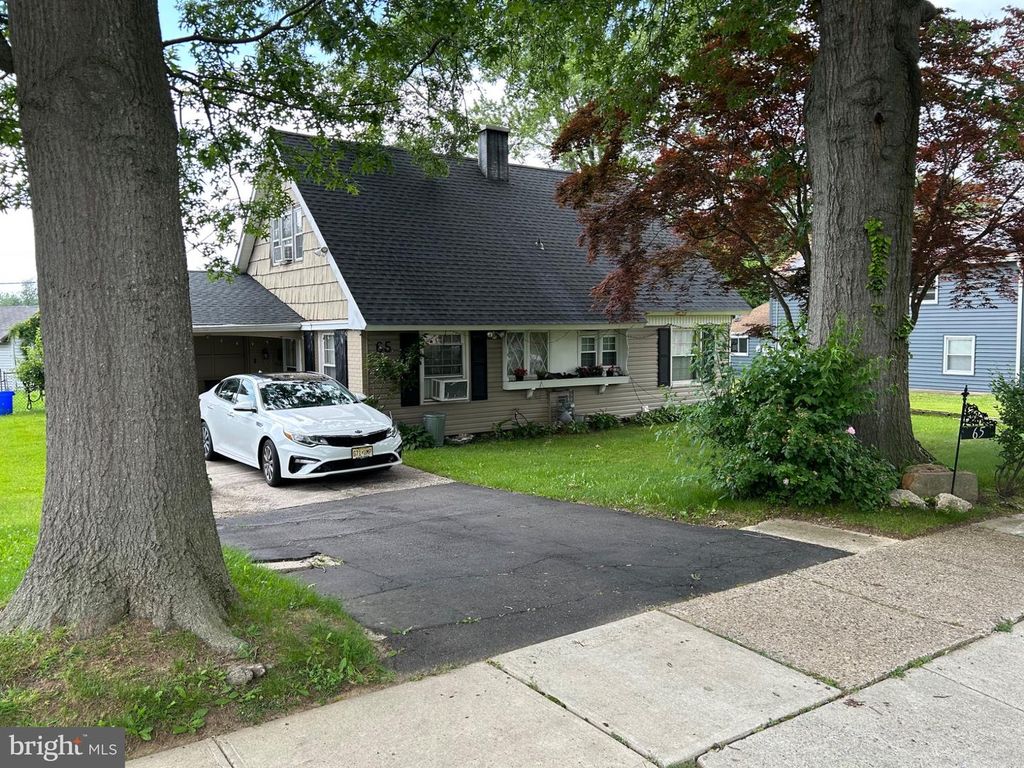 65 PEACOCK LANE, Willingboro, NJ 08046