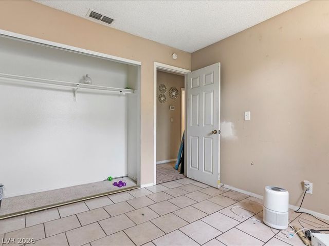 6648 Gazelle Drive, Las Vegas, NV 89108