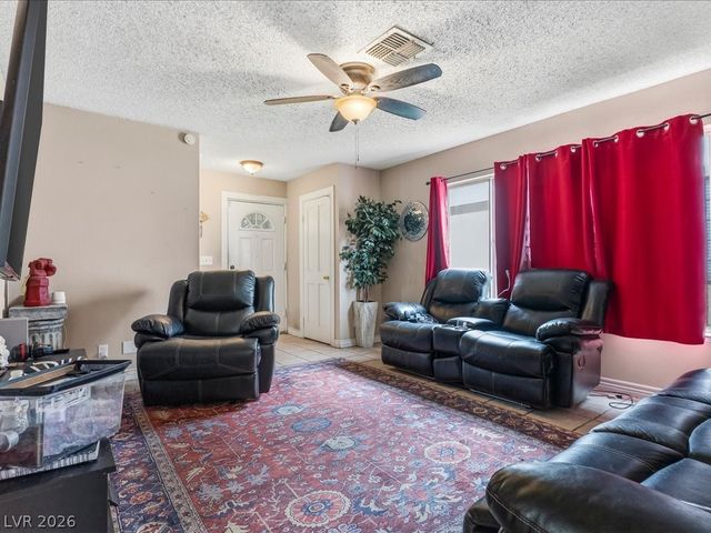 6648 Gazelle Drive, Las Vegas, NV 89108