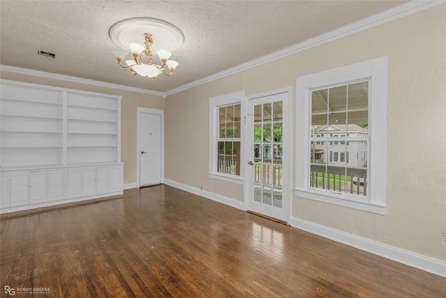 409 Forest Avenue, Shreveport, LA 71104