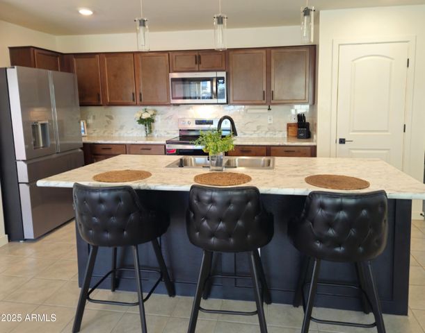 18141 W YAVAPAI Street, Goodyear, AZ 85338