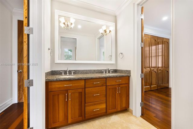 4065 Battersea Rd, Coconut Grove, FL 33133