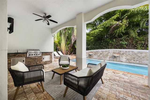 4065 Battersea Rd, Coconut Grove, FL 33133