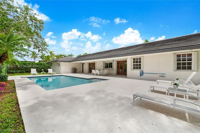 10422 SW 121st Street, Miami, FL 33176