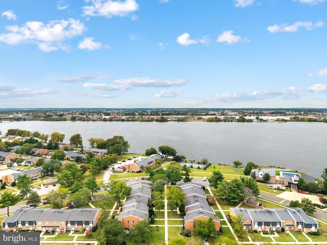 1078 HARBOUR DR, Palmyra, NJ 08065