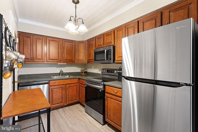 1078 HARBOUR DR, Palmyra, NJ 08065