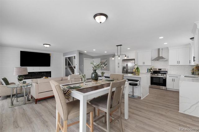 39122 Roland Drive, Sterling Heights, MI 48310