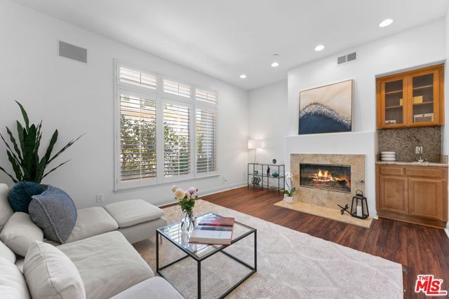 11840 Rowles Court, Los Angeles, CA 90066