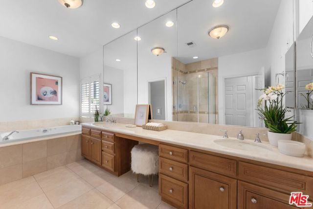 11840 Rowles Court, Los Angeles, CA 90066