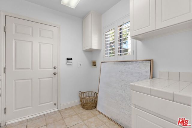 11840 Rowles Court, Los Angeles, CA 90066