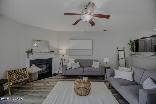 200 Pennington Street, Jacksonville, NC 28540