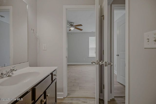 200 Pennington Street, Jacksonville, NC 28540