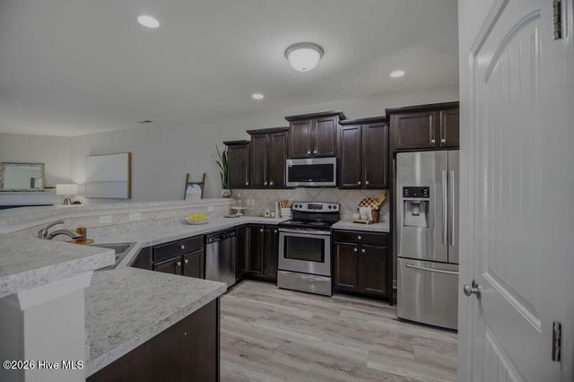 200 Pennington Street, Jacksonville, NC 28540