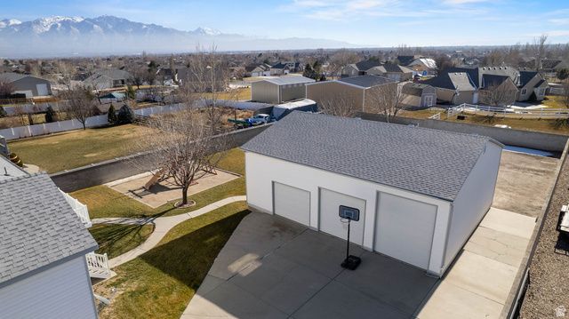 5339 WEST LEGACY HILL DR, West Jordan, UT 84081