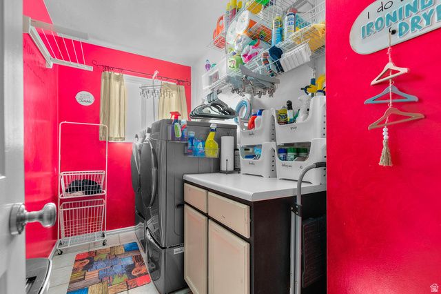 5339 WEST LEGACY HILL DR, West Jordan, UT 84081