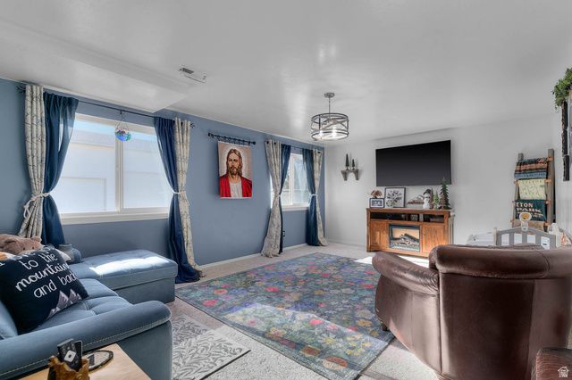 5339 WEST LEGACY HILL DR, West Jordan, UT 84081